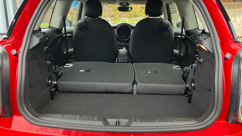 MINI Hatchback 1.5 Cooper Classic 3dr Petrol Hatchback